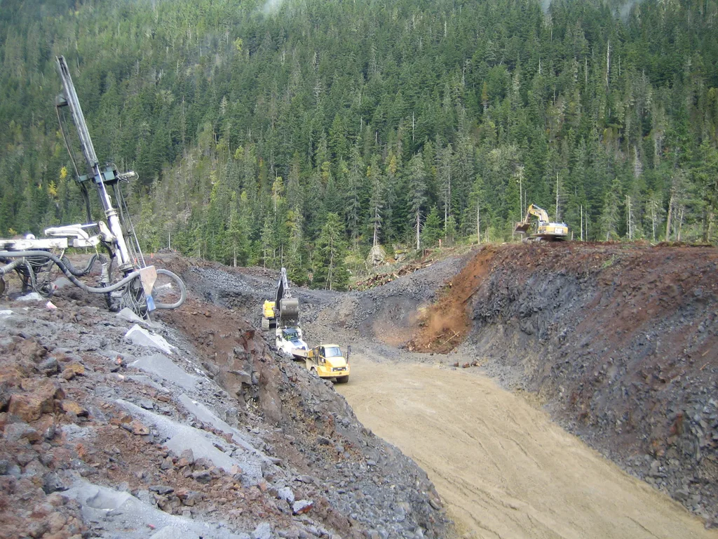 McClymont Rock Cut Drilling