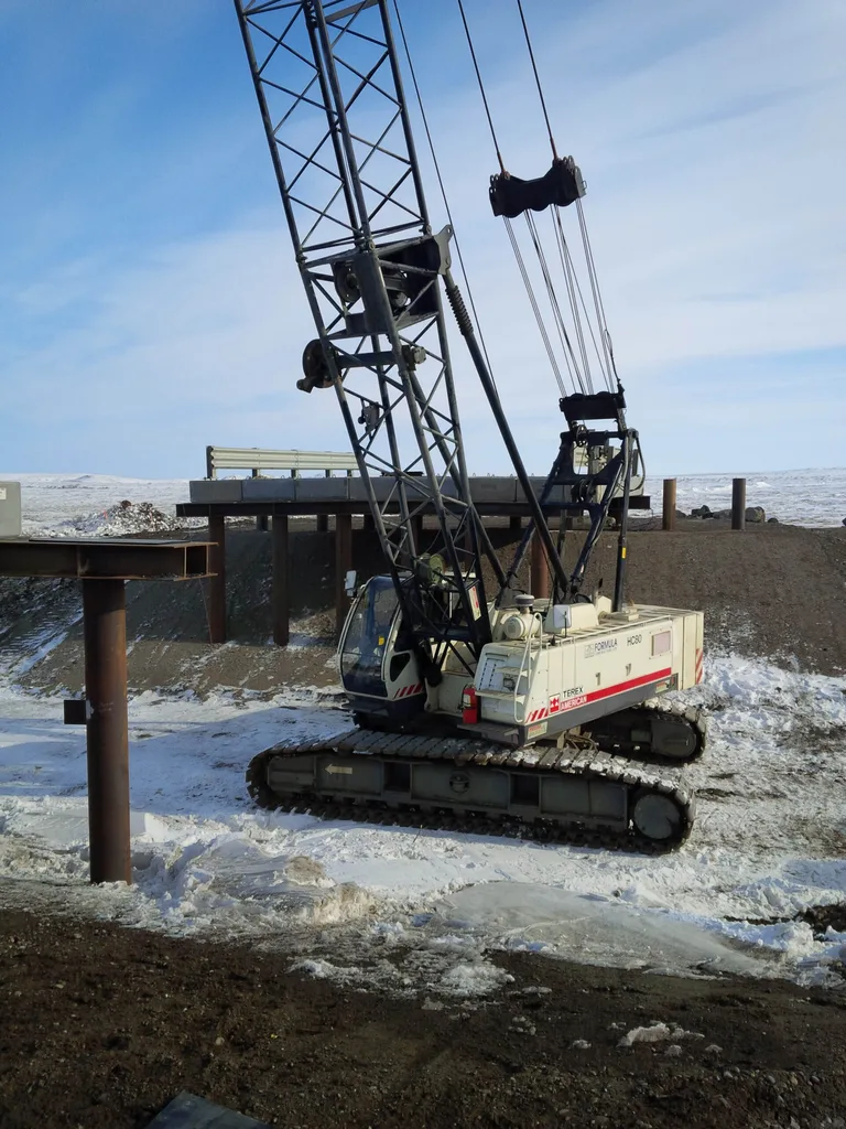 Northwest Territories bridges- Crane