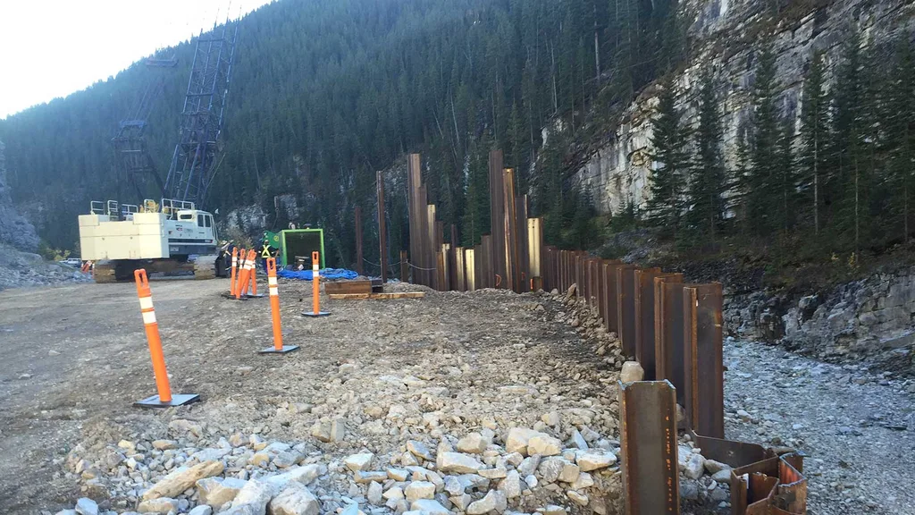 Erecting Steel for the Canyon Creek Retaining Wall Project