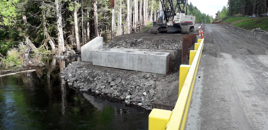 Concrete Blocks-Geikie Bridge