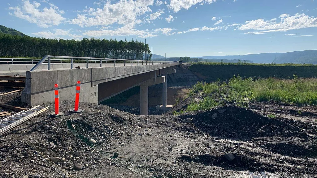 Dry Creek Highway Bridge Almost Complete
