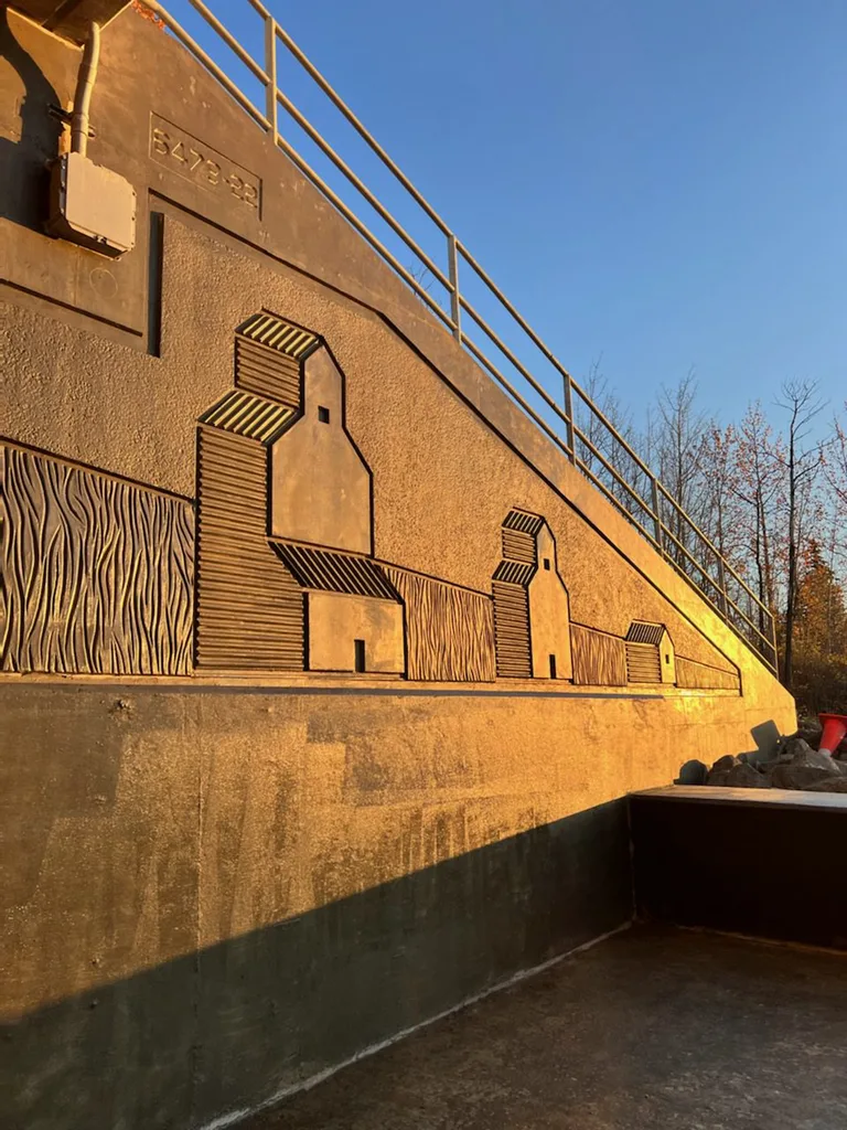 Bridge Wingwall Art